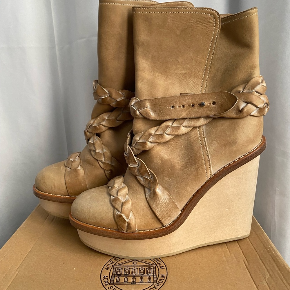 ACNE STUDIOS STOCKHOLM platform boots